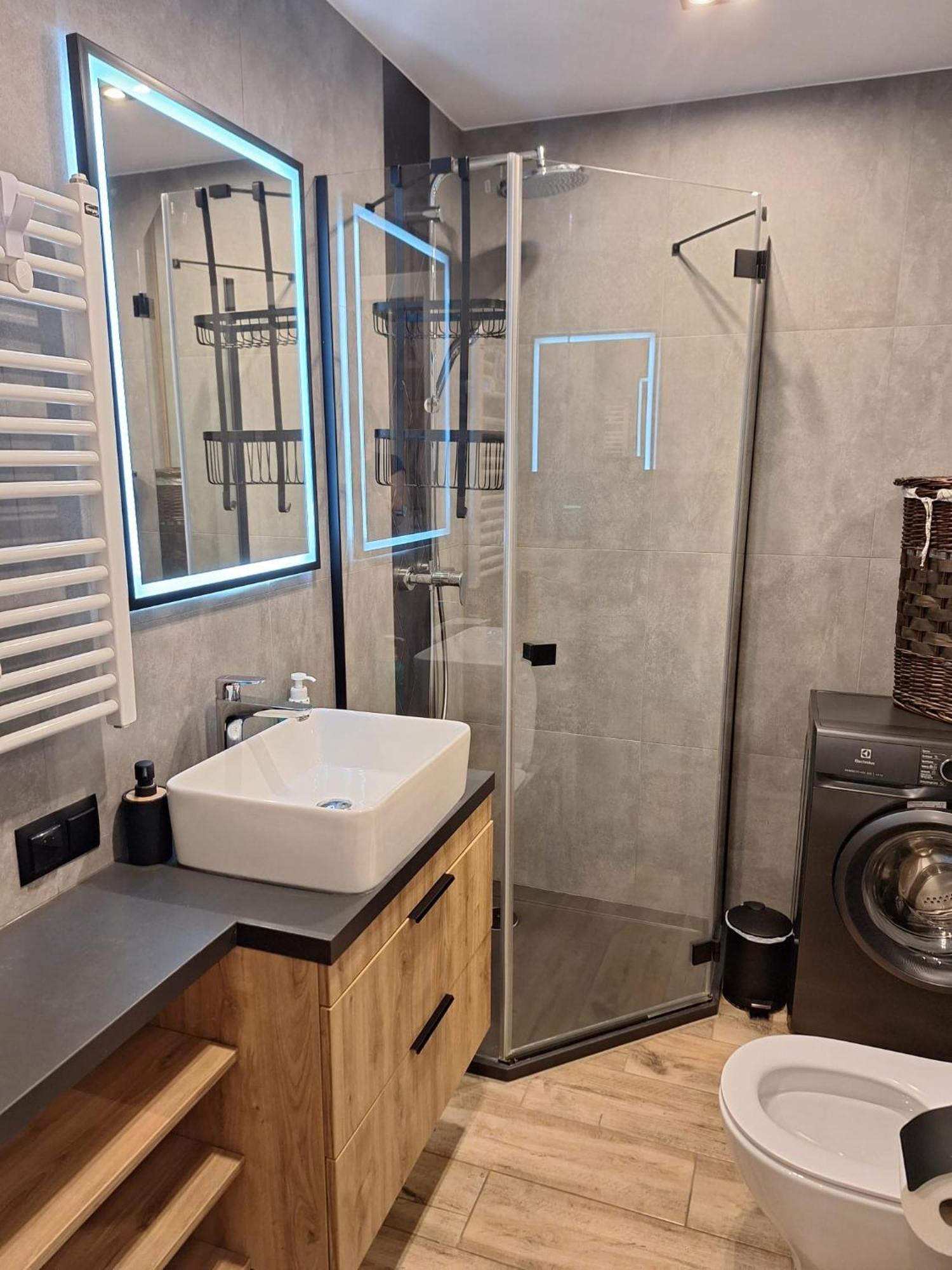 Komfortowy Apartament Dla 7 Osob Ch Arena, Prywatny Parking غليفيتسه المظهر الخارجي الصورة
